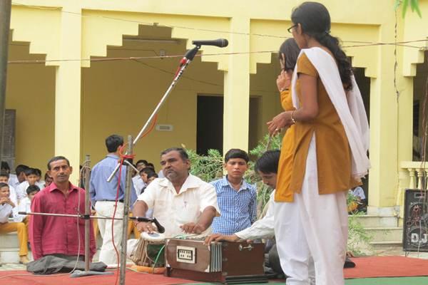 Singing Competition MVM Hamirpur